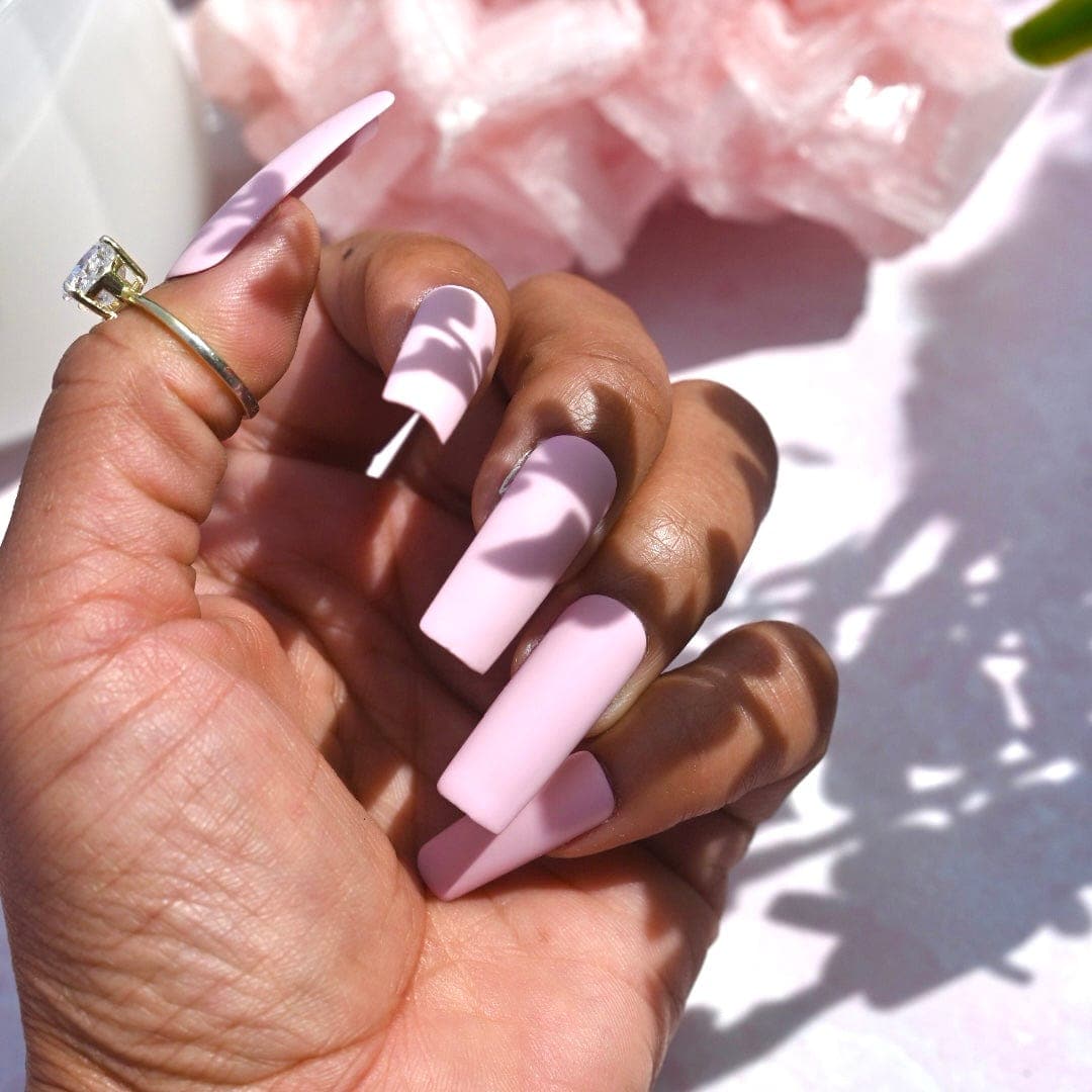BUBBLEGUM NAILS + KIT