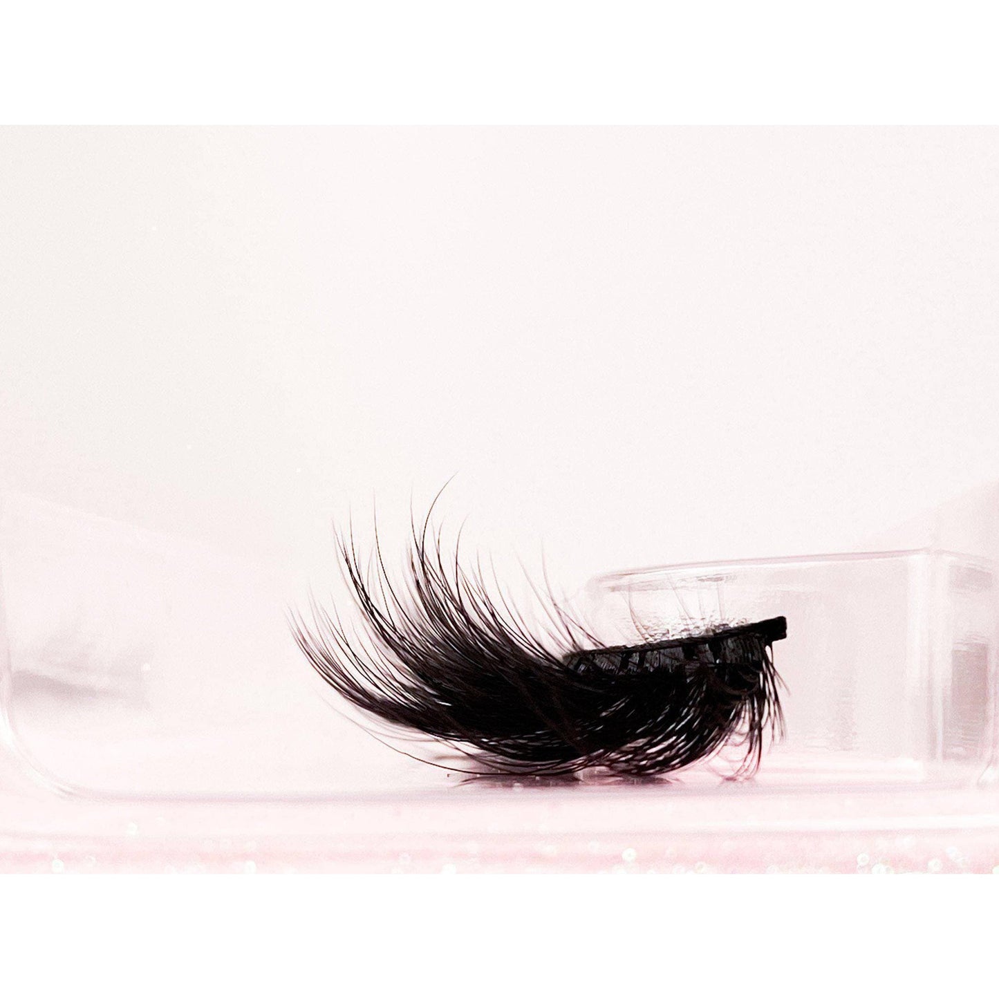 HOLLYWOOD | luxe vegan lashes - FEMME by Alonna Elaine