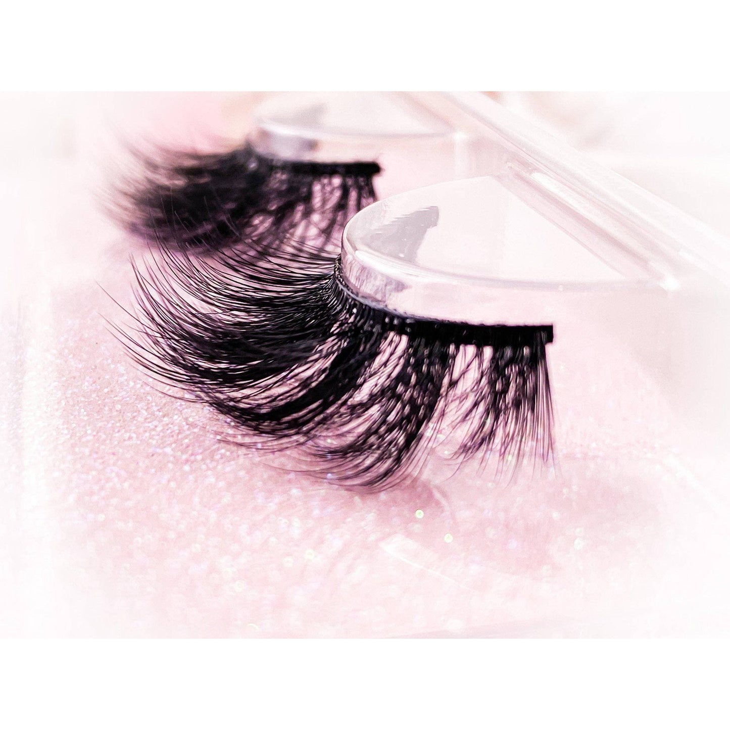 MIA DARLING | luxe vegan lashes - FEMME by Alonna Elaine