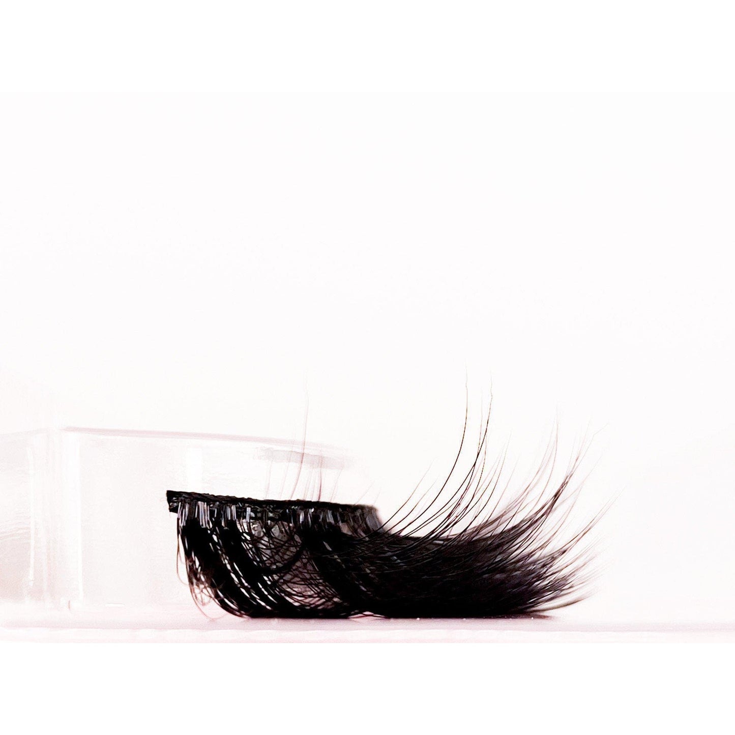 SELF-MADE | luxe vegan lashes - FEMME by Alonna Elaine